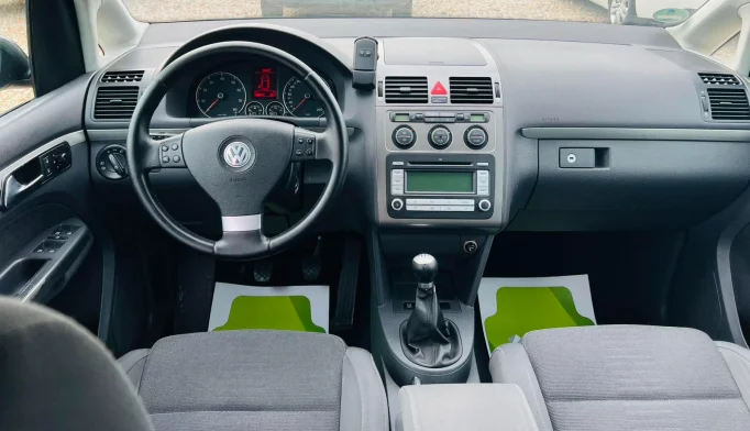 Volkswagen Touran  - 2006