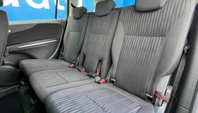 Opel Zafira Life  - 2011