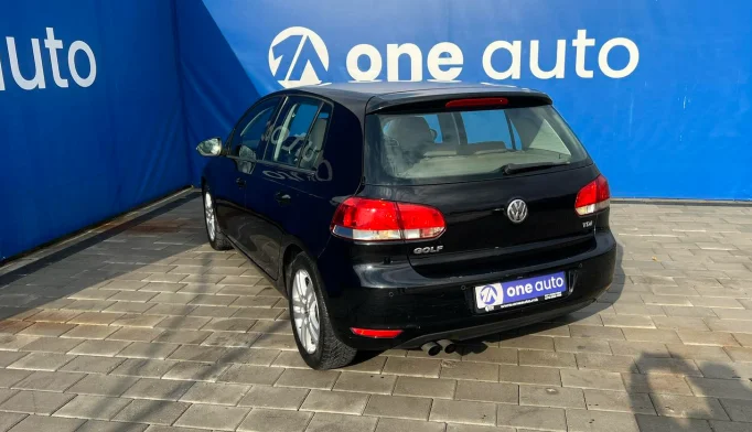 Volkswagen Golf  - 2009