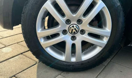 Volkswagen Golf  - 2009