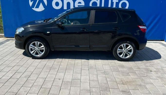 Nissan Qashqai  - 2010