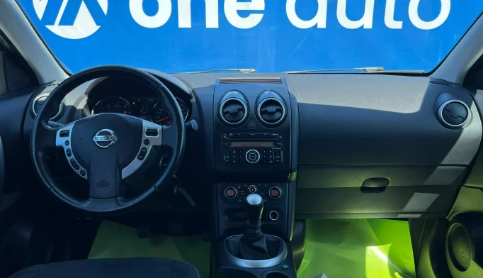 Nissan Qashqai  - 2010