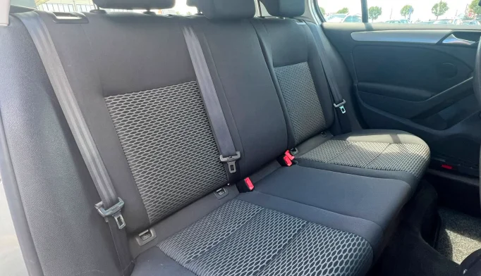 Volkswagen Golf  - 2009