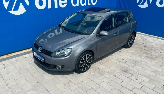 Volkswagen Golf  - 2009