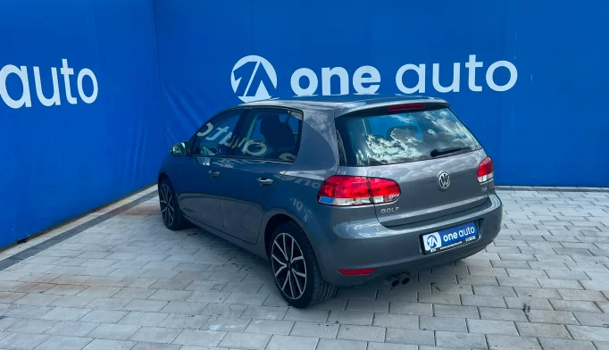 Volkswagen Golf  - 2009