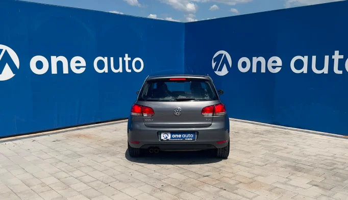 Volkswagen Golf  - 2009