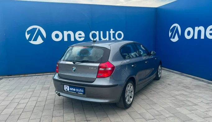 BMW 1 Series  - 2009