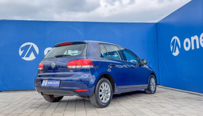 Volkswagen Golf  - 2012