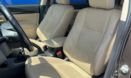 Mitsubishi Outlander  - 2015